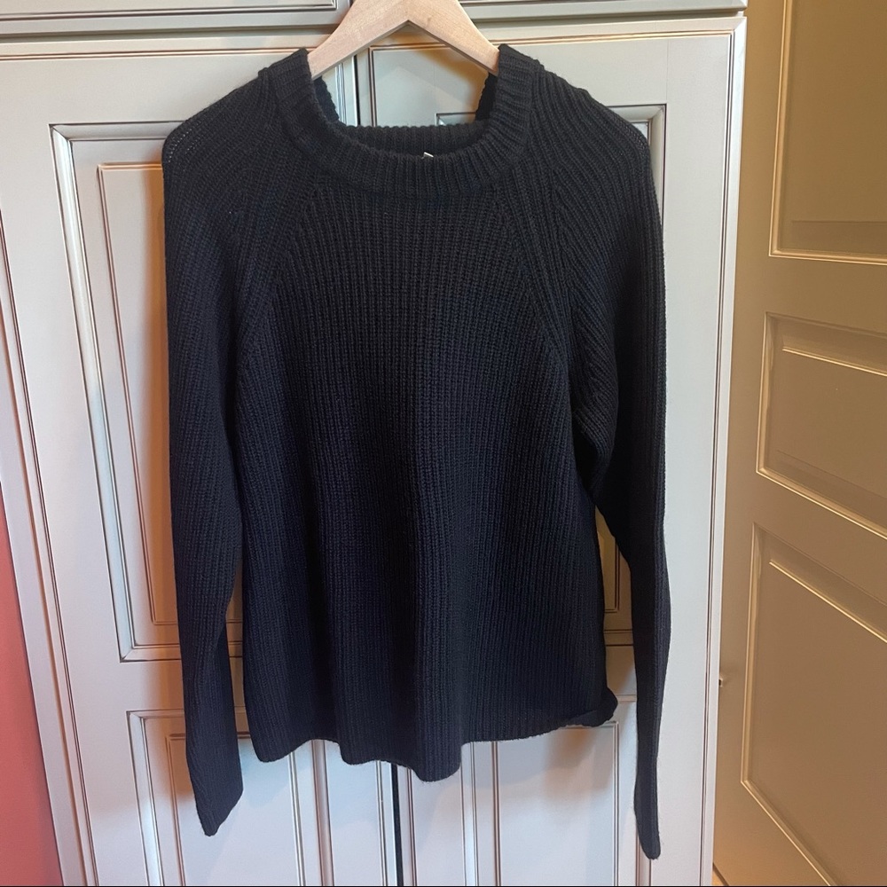 BLACK KNIT VINCE SWEATER W/ HOOD